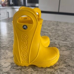 CROCS Kids' Yellow Handle Rain Boots